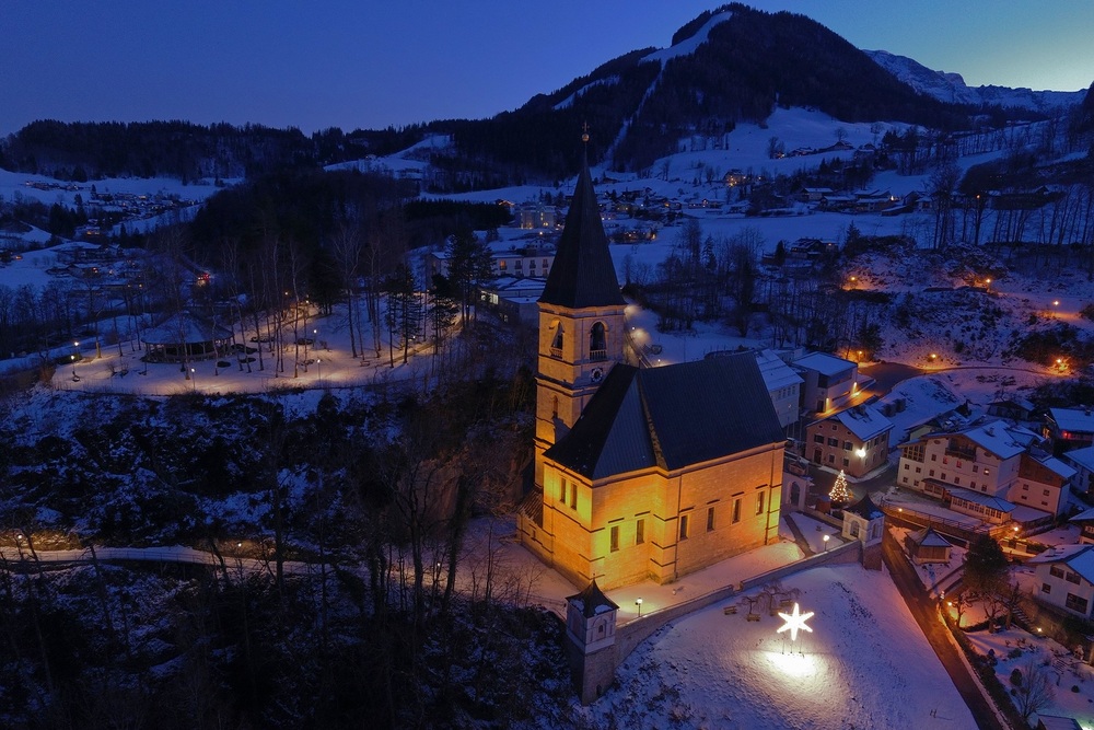 DCIM\313E90HD\YUN_0012.